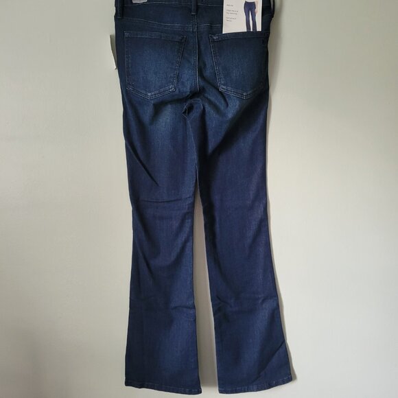 Jessica Simpson Jeans Women's 14/32 Blue Denim Mid- Rise Stretch Boot Cut NWT - Picture 8 of 9